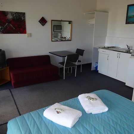 Ninety Mile Beach Holiday Park Waipapakauri ห้อง รูปภาพ