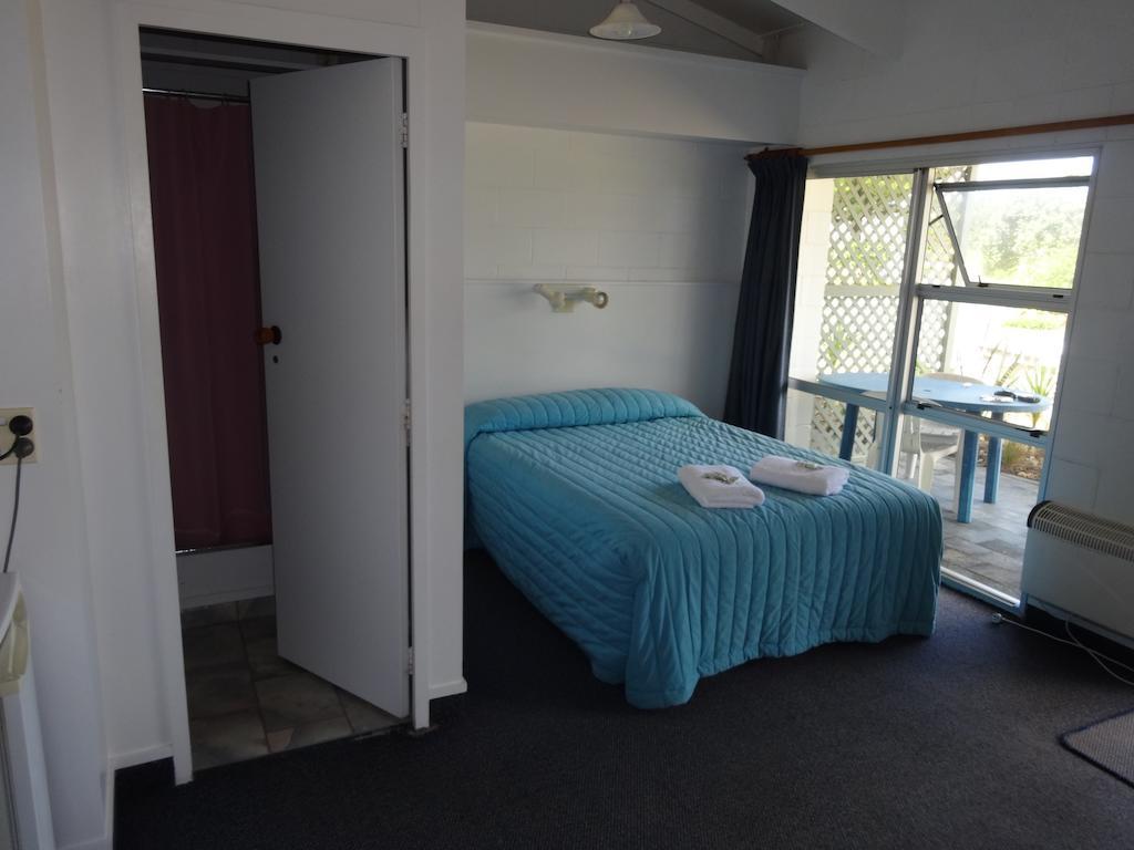 Ninety Mile Beach Holiday Park Waipapakauri ห้อง รูปภาพ