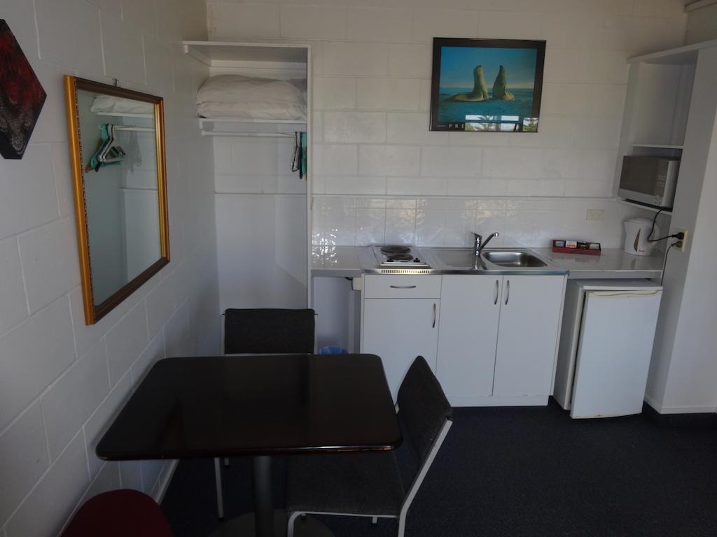 Ninety Mile Beach Holiday Park Waipapakauri ห้อง รูปภาพ