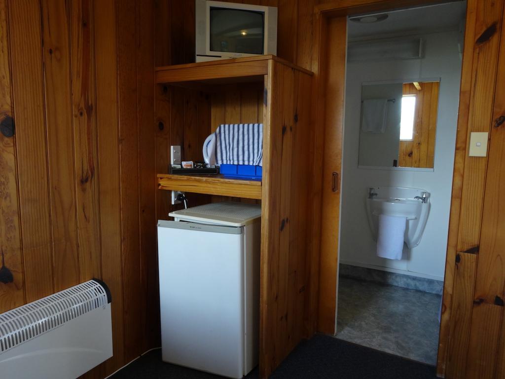 Ninety Mile Beach Holiday Park Waipapakauri ห้อง รูปภาพ